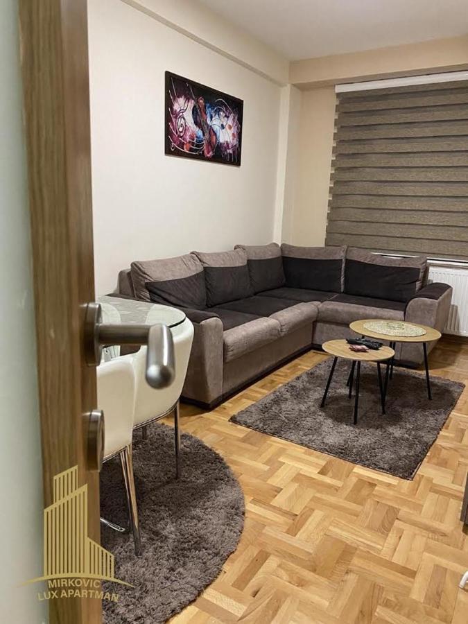Mirkovic Lux Apartman Ni Eksteriør bilde