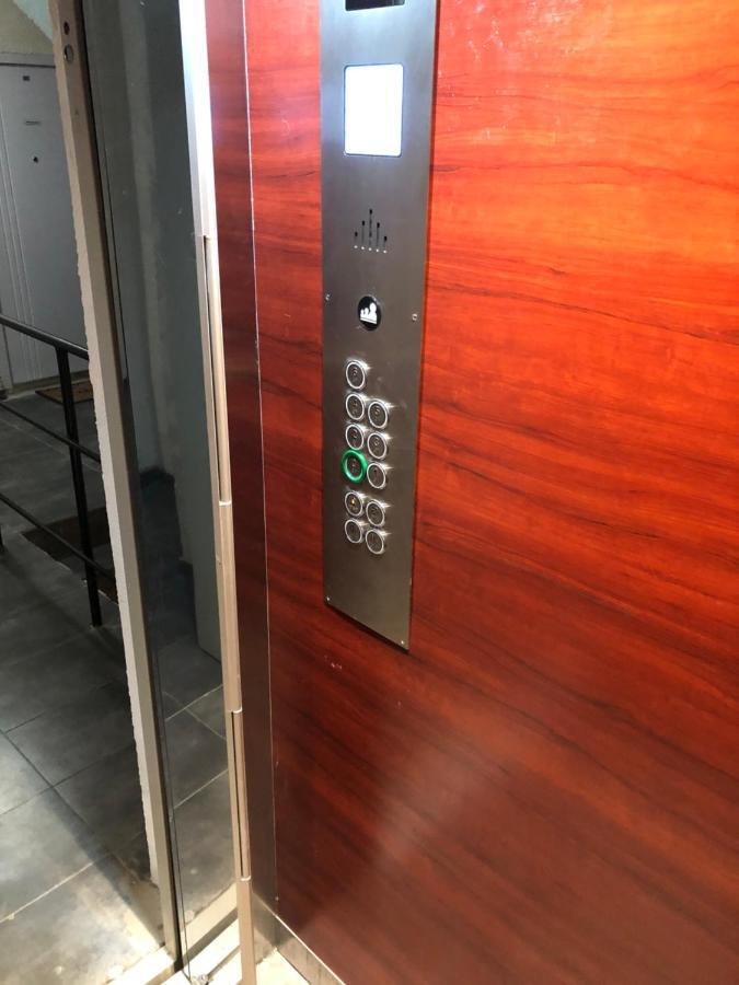 Mirkovic Lux Apartman Ni Eksteriør bilde